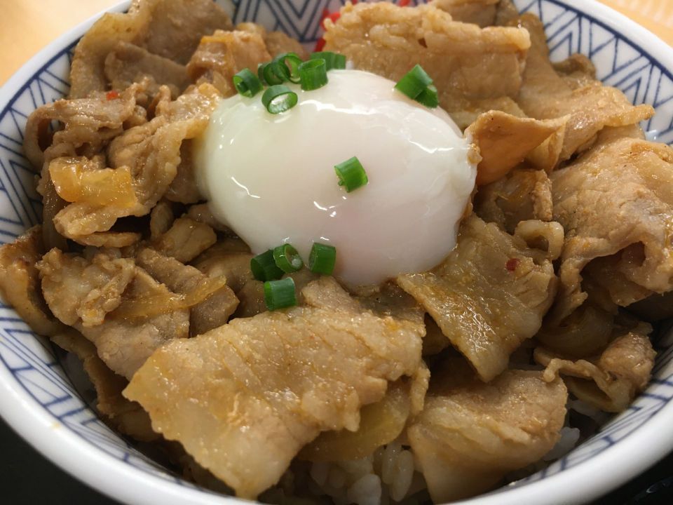 職人の知恵と地元愛が生んだ牛たん独自進化と全国への広がりの物語