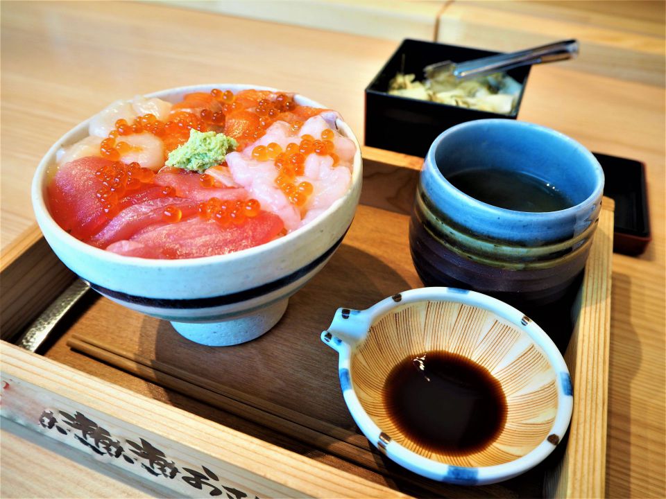 仙台発祥の牛たんが全国と世界で愛される食文化と多彩な魅力の物語